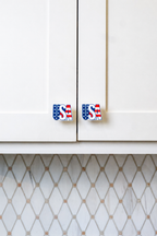 America Knobēz