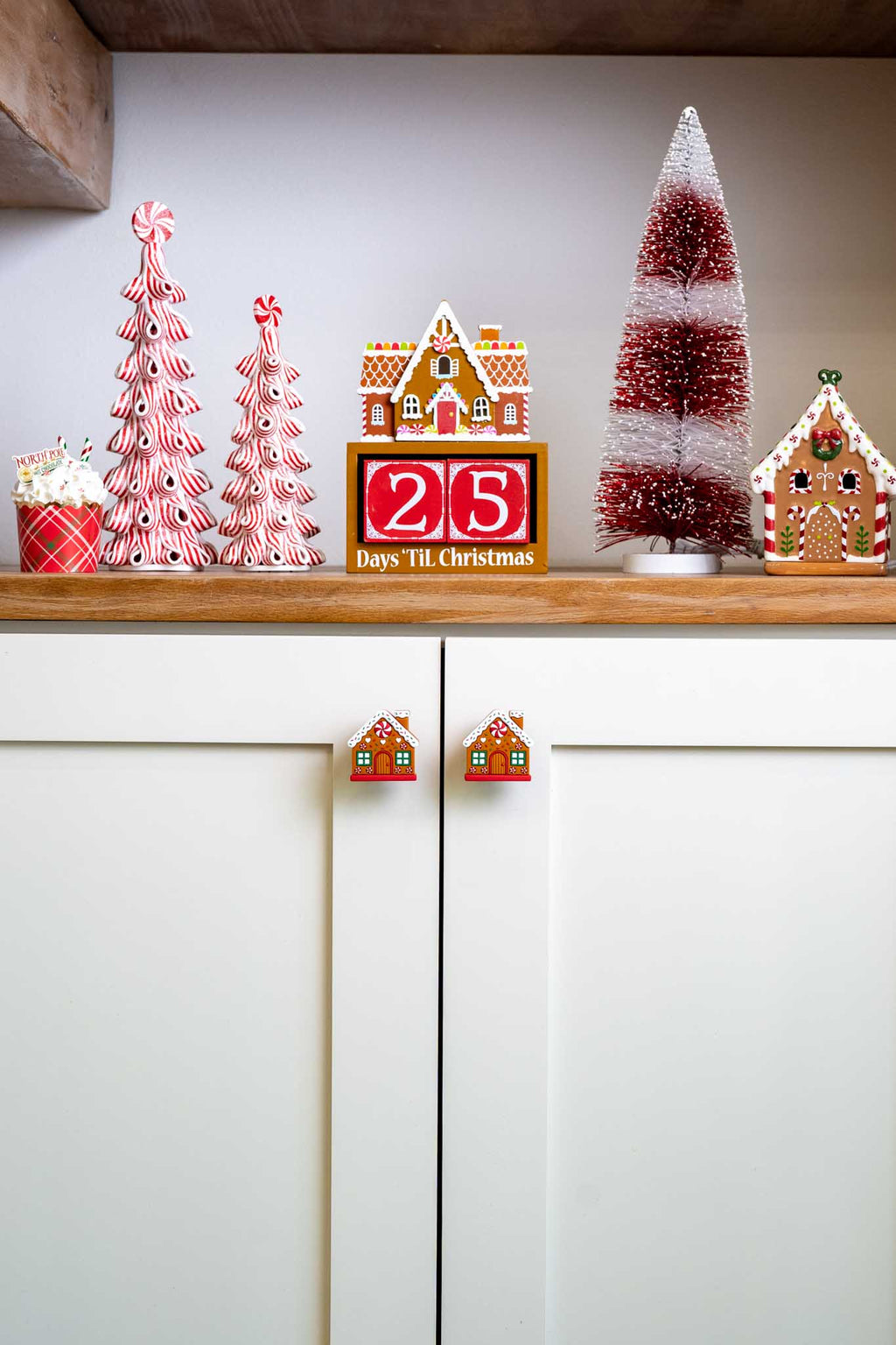 Gingerbread House Knobēz 6 pack