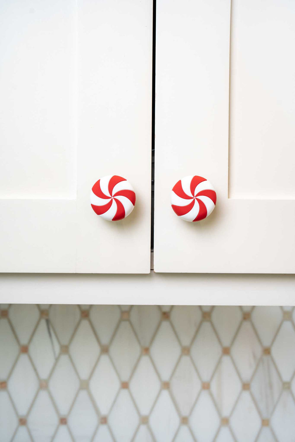 Red Peppermint Knobēz 12 pack