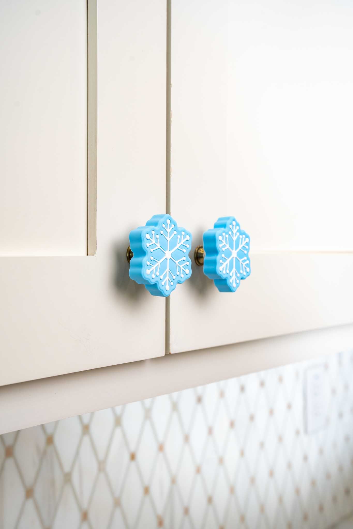 Snowflake Knobēz 12 pack
