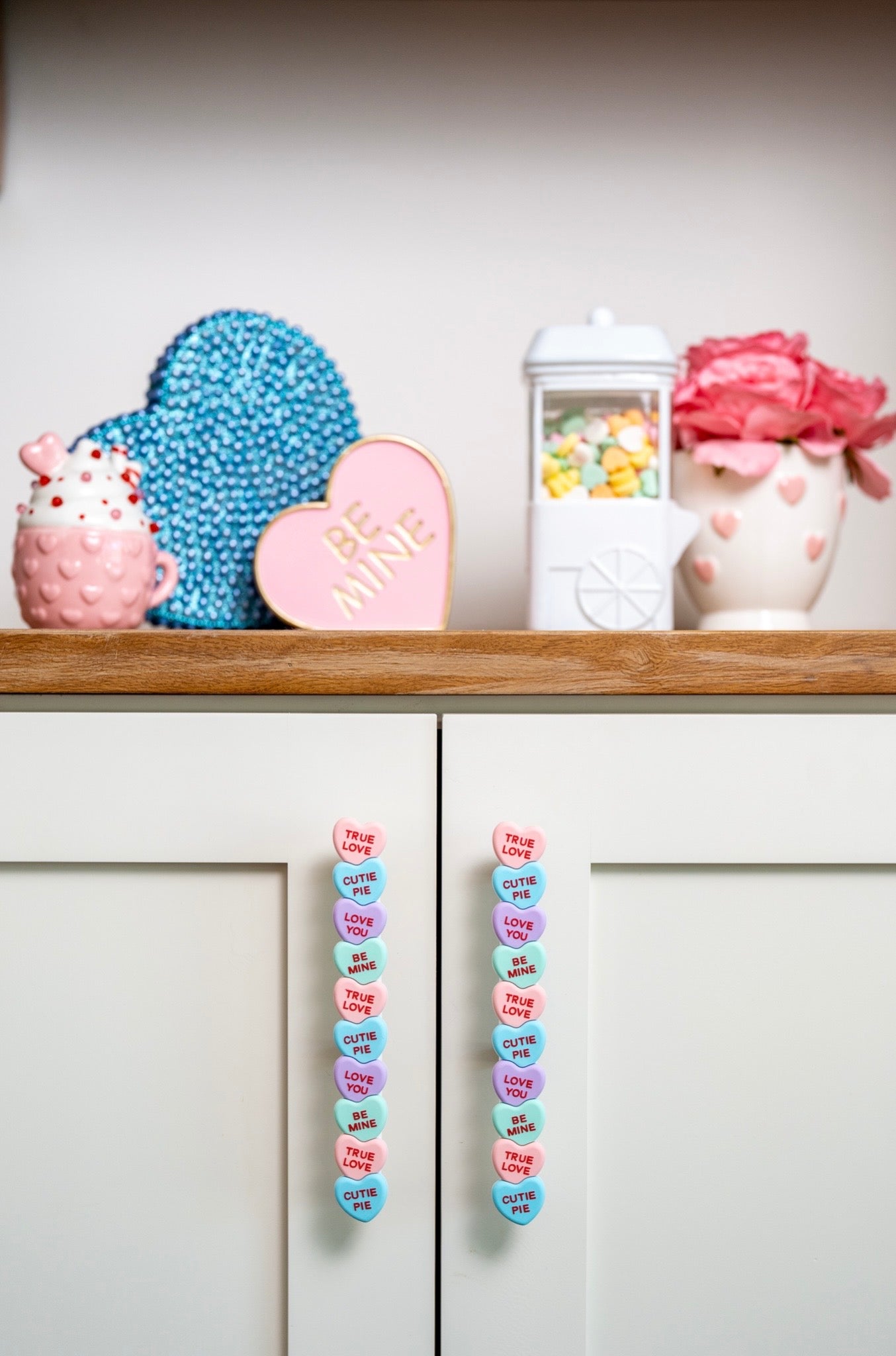 Large Conversation Heart Handlez