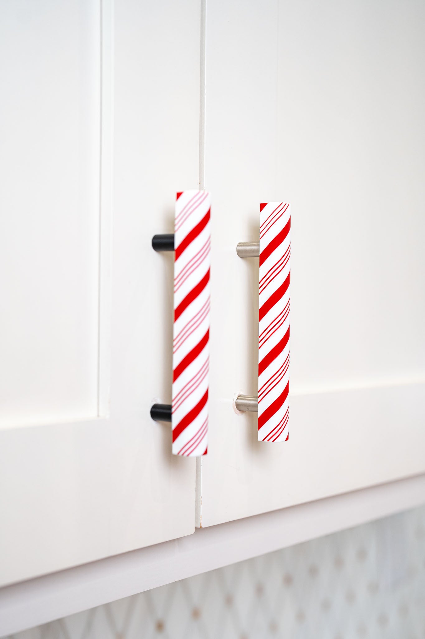 Small Peppermint Stick Handlez