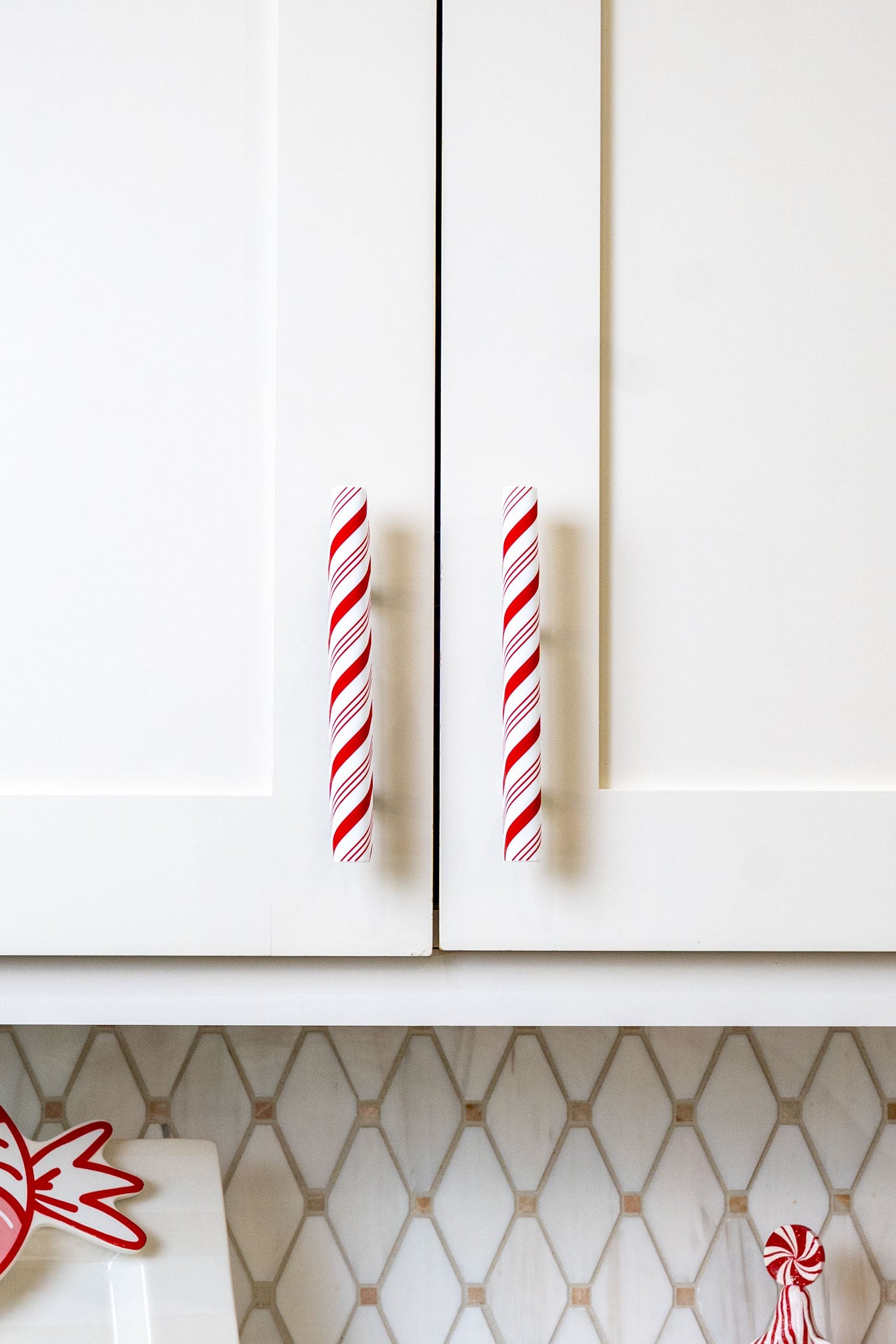 Medium Peppermint Stick Handlez