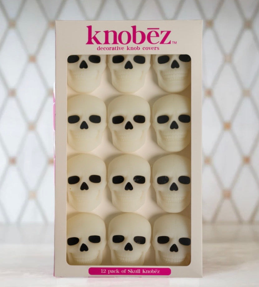 Glow-in-the-Dark Skull Knobēz 12 pack